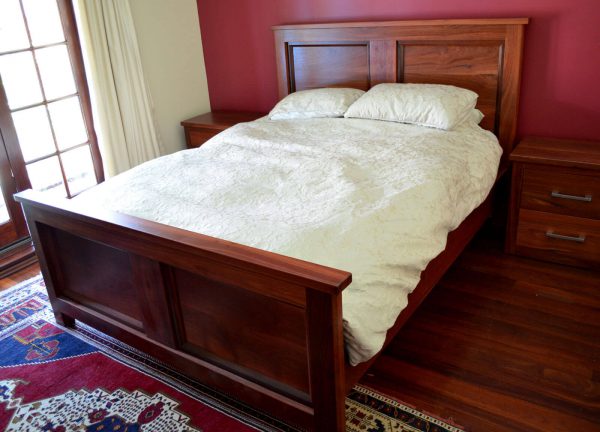 Hillarys Queen Bed