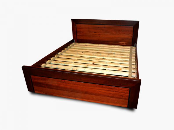 Parkerville Jarrah Queen Bed