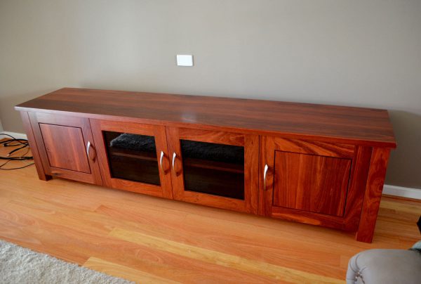 Parkerville TV Unit