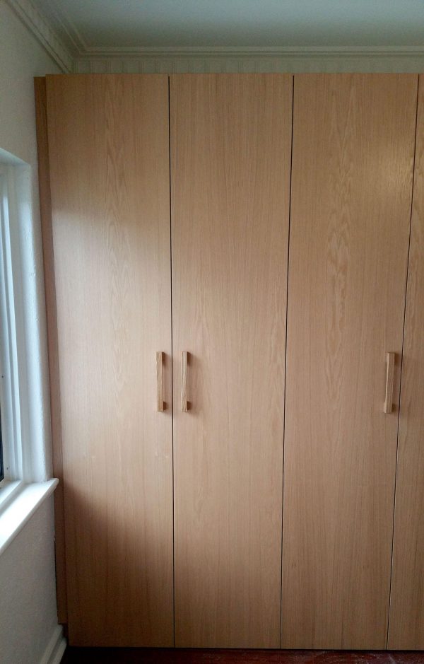 Wembley Veneer Wardrobe