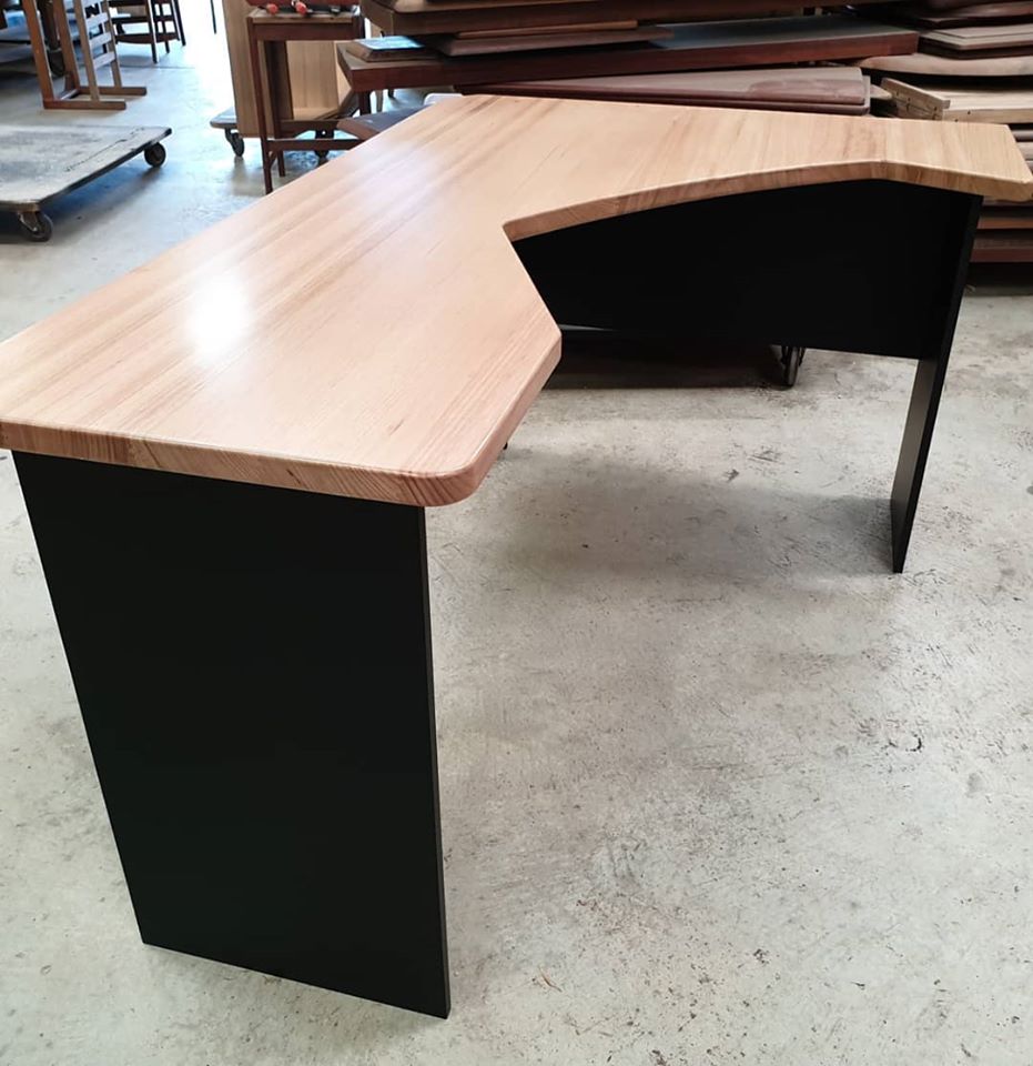 Custom Tasmian Oak Office Desk by Jarrimber