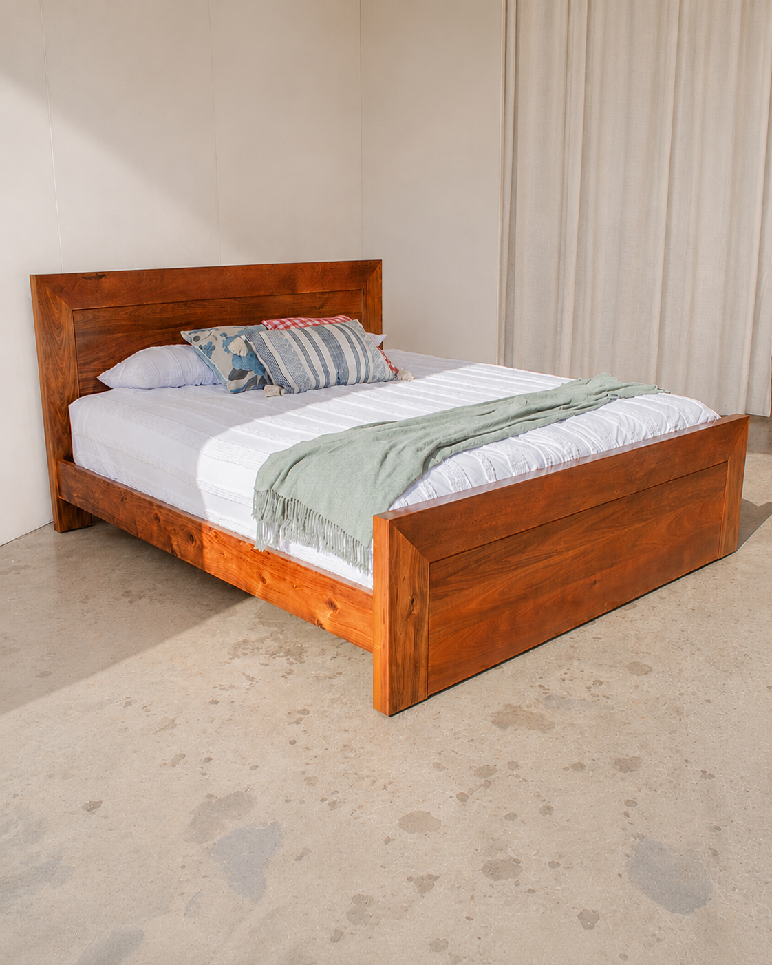 Wembley Timber Bed - Image 3