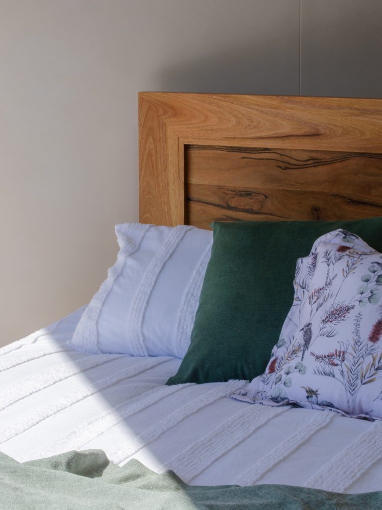 Roleystone Bed