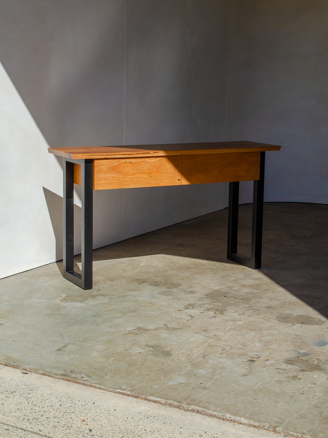 Stoneville Hall Table