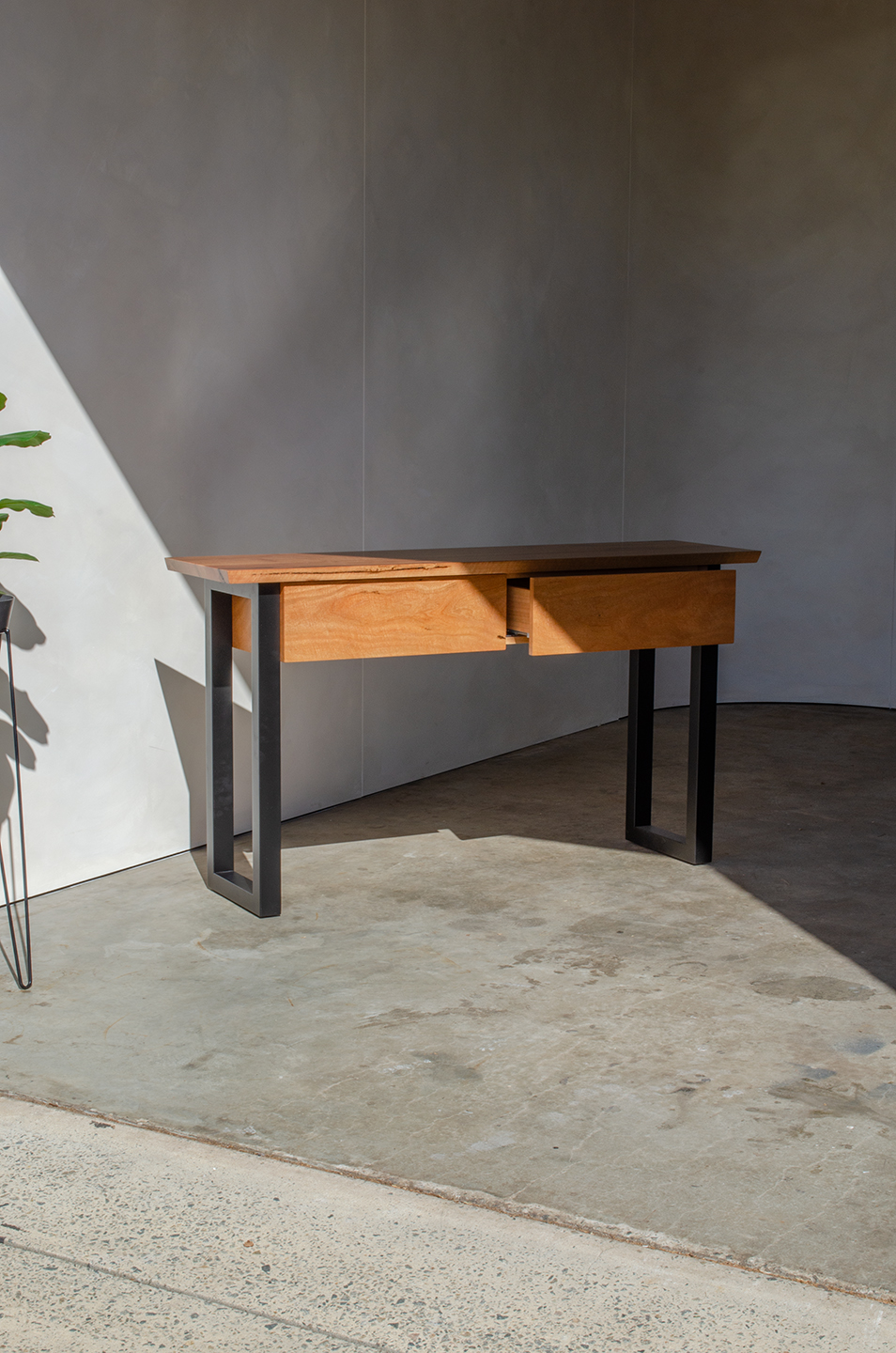 Stoneville Hall Table