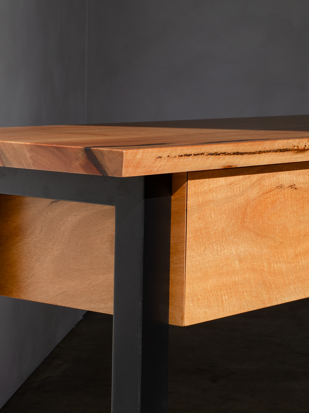 Stoneville Hall Table