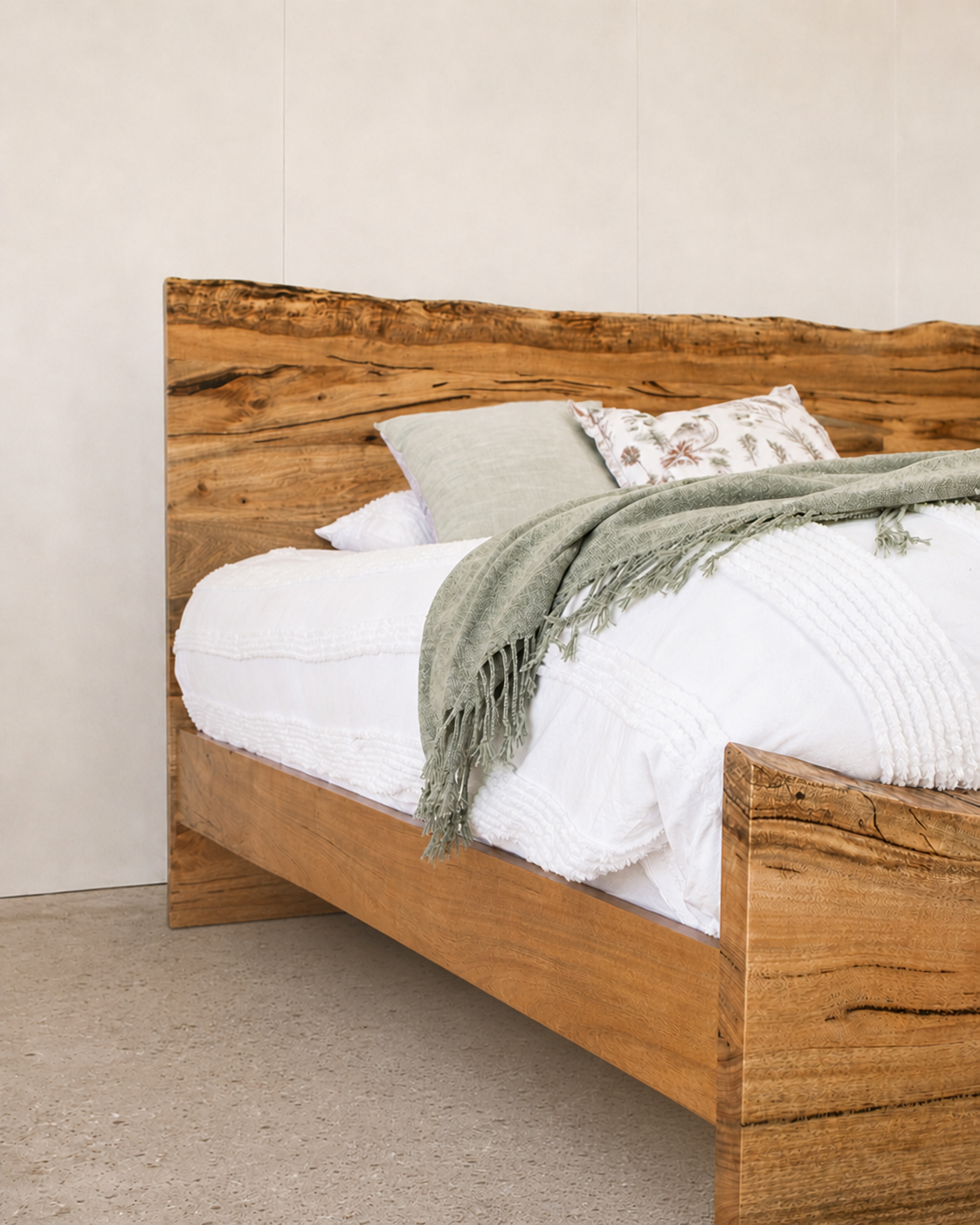 Stoneville Bed - Image 4